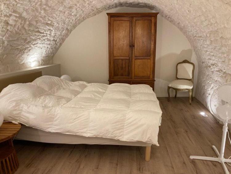 Les Matelles : Charmant Logement En Pierres Exteriör bild